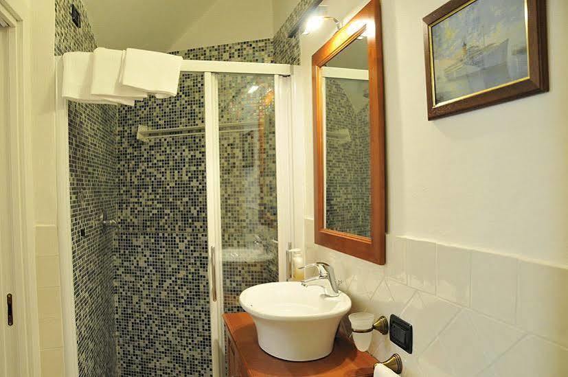 Michela Rooms Riomaggiore Exteriör bild